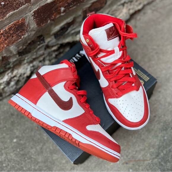 NEW Nike Dunk High LXX Cinnabar Sneakers Womens Size 7 Mars Stone Sail White - Picture 2 of 9